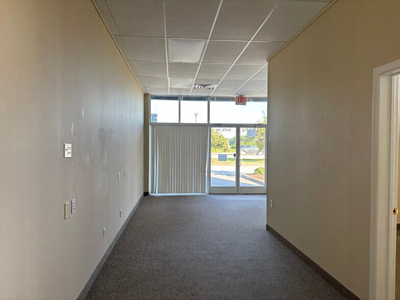 1067 Brentway Ave, Williamston, NC à louer - Photo du bâtiment - Image 3 de 13