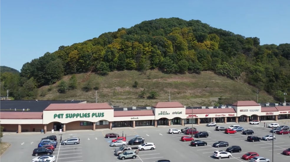 2001-203 Lincoln Way, McKeesport, PA for lease - Building Photo - Image 3 of 6