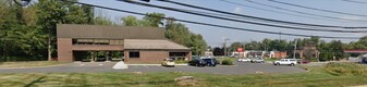 2 Route 31 S, Pennington NJ - Restaurant avec service au volant