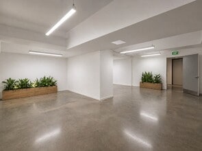 6404 Wilshire Blvd, Los Angeles, CA for lease Interior Photo- Image 2 of 2