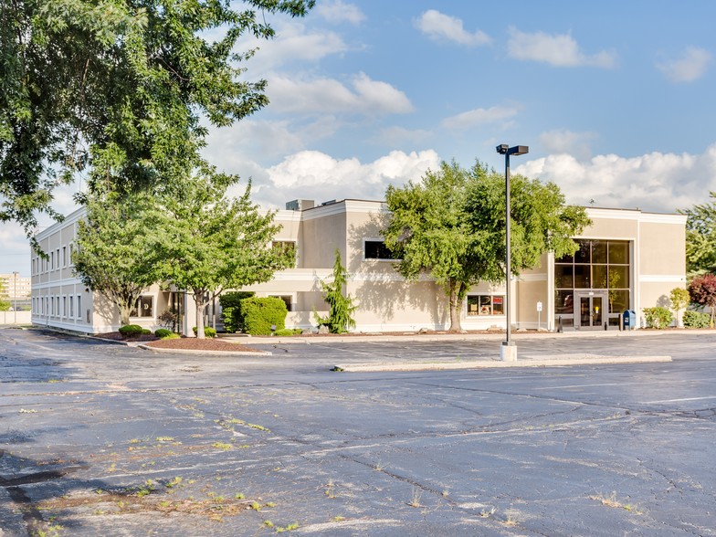 1413 Golden Gate Blvd, Mayfield Heights, OH for sale - Building Photo - Image 1 of 1