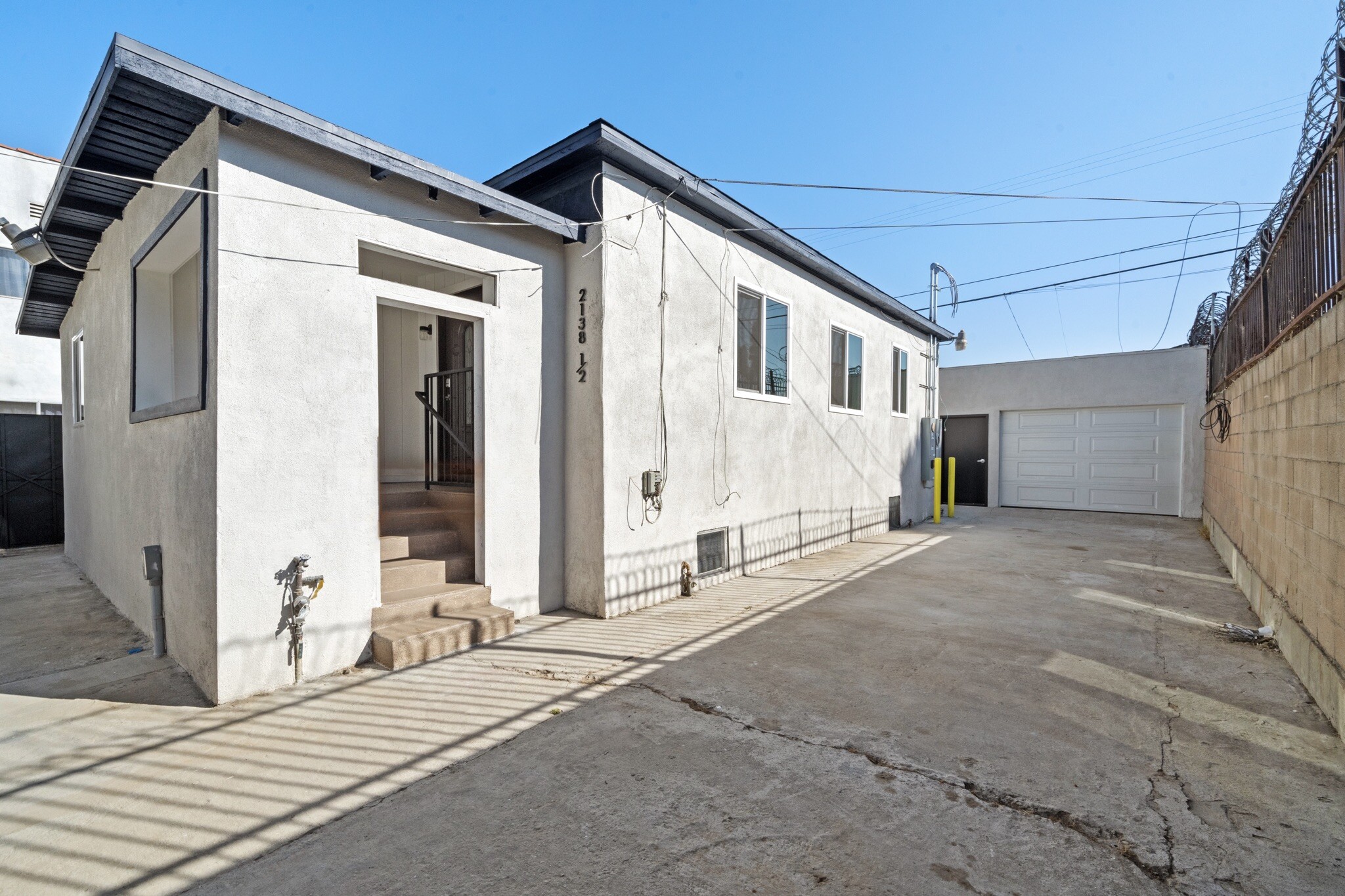 2138 W Florence Ave, Los Angeles, CA for sale Building Photo- Image 1 of 21