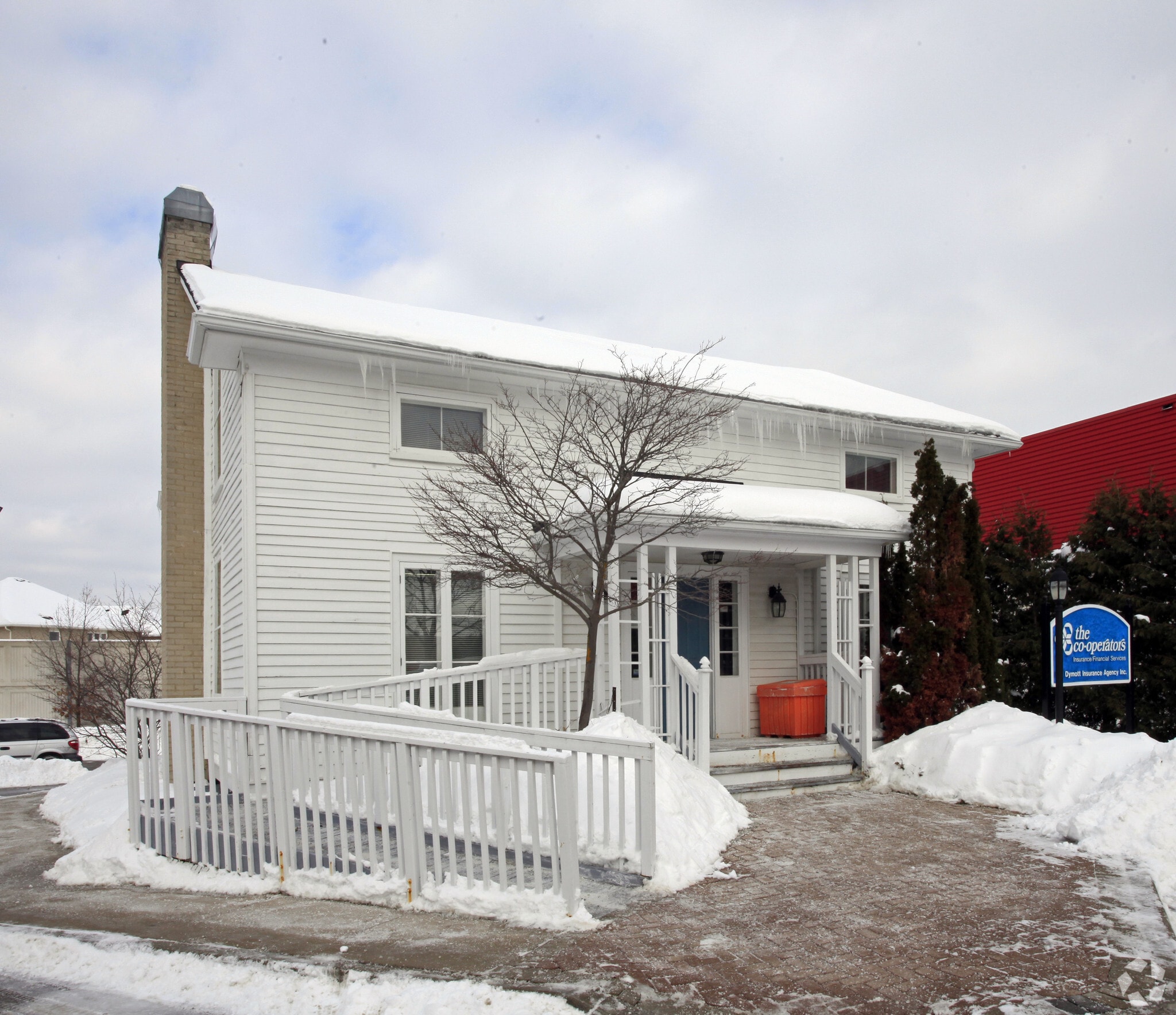 75 Dawson Manor Blvd, Newmarket, ON for sale Primary Photo- Image 1 of 1