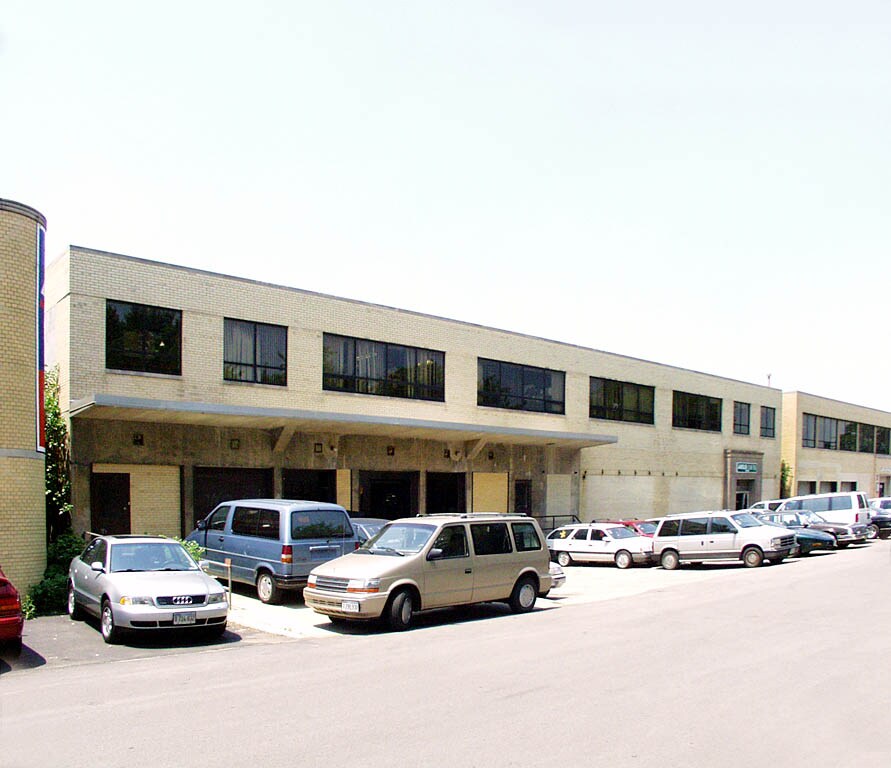 3500 N Kostner Ave, Chicago, IL for lease Primary Photo- Image 1 of 18