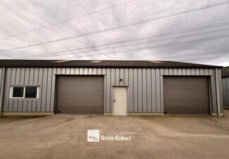 Plus de détails pour 170 Rue De L'Artisanat, Saint-André-de-Corcy - Local d'activités à louer