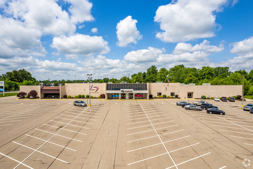 850-860 W 4th St, Mansfield, OH for lease - Building Photo - Image 2 of 25