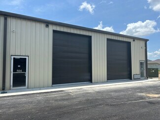 Plus de détails pour 4707 County Road 156, Wildwood, FL - Local d'activités à louer