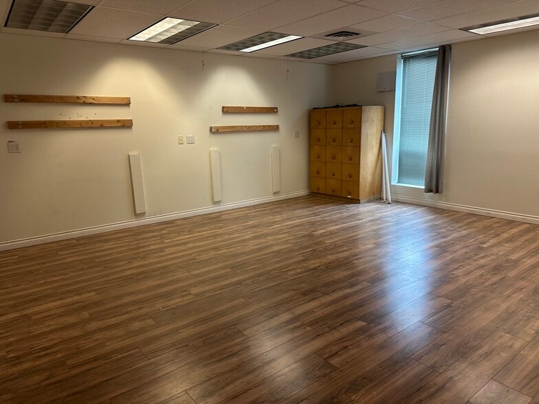 918 W Canal Dr, Kennewick, WA à vendre - Photo du bâtiment - Image 3 de 7