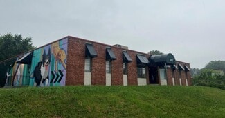 Plus de détails pour 2025 Rice St, Roseville, MN - Industriel à vendre