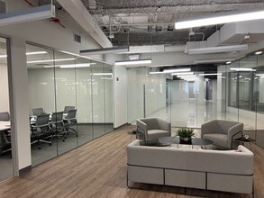 33 W Monroe St, Chicago, IL for lease Interior Photo- Image 2 of 6