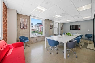 1031 S Broadway, Los Angeles, CA for lease Interior Photo- Image 1 of 13