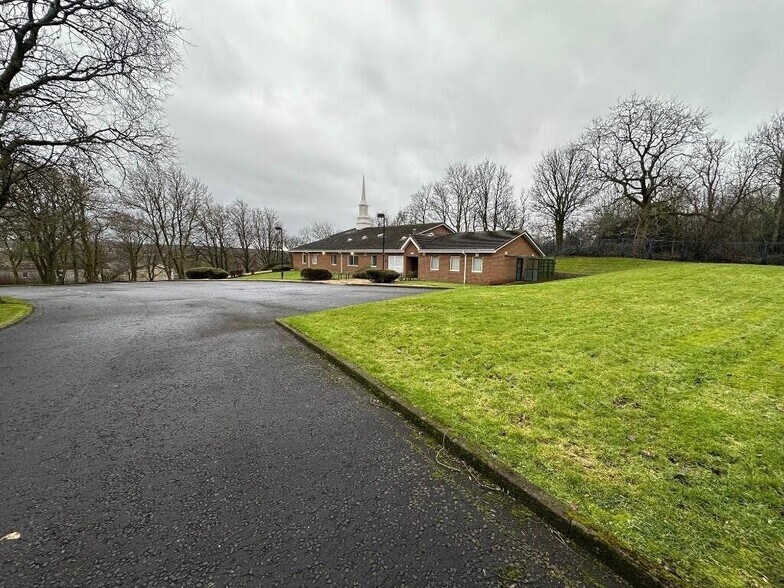 1A Abbotsford Rd, Cumbernauld à louer - Photo du bâtiment - Image 3 de 7