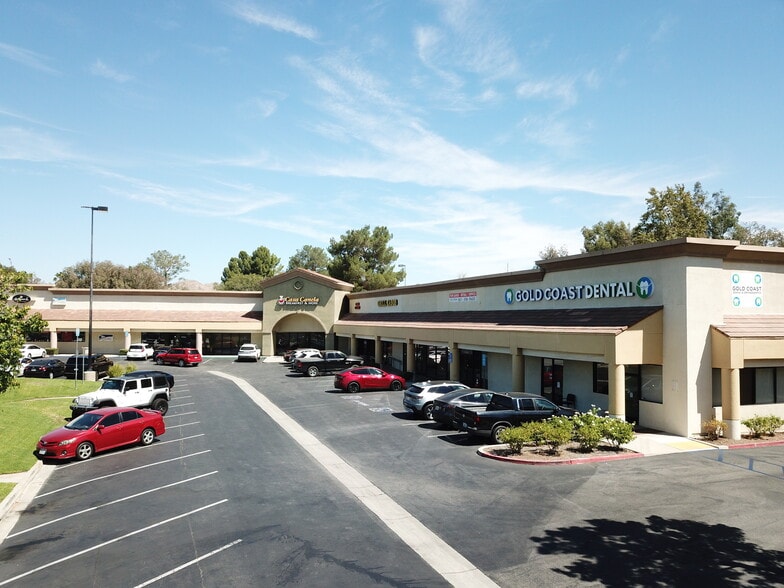 27613-27677 Bouquet Canyon Rd, Saugus, CA for lease - Building Photo - Image 2 of 5