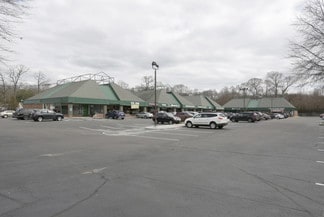 Plus de détails pour 280 Middle Country Rd, Selden, NY - Commerce de détail à louer