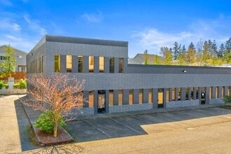 22410 70th Ave W, Mountlake Terrace, WA à louer Photo du bâtiment- Image 1 de 9