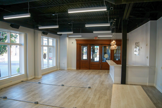 9366-9386 Montgomery Rd, Cincinnati, OH for lease Interior Photo- Image 1 of 5