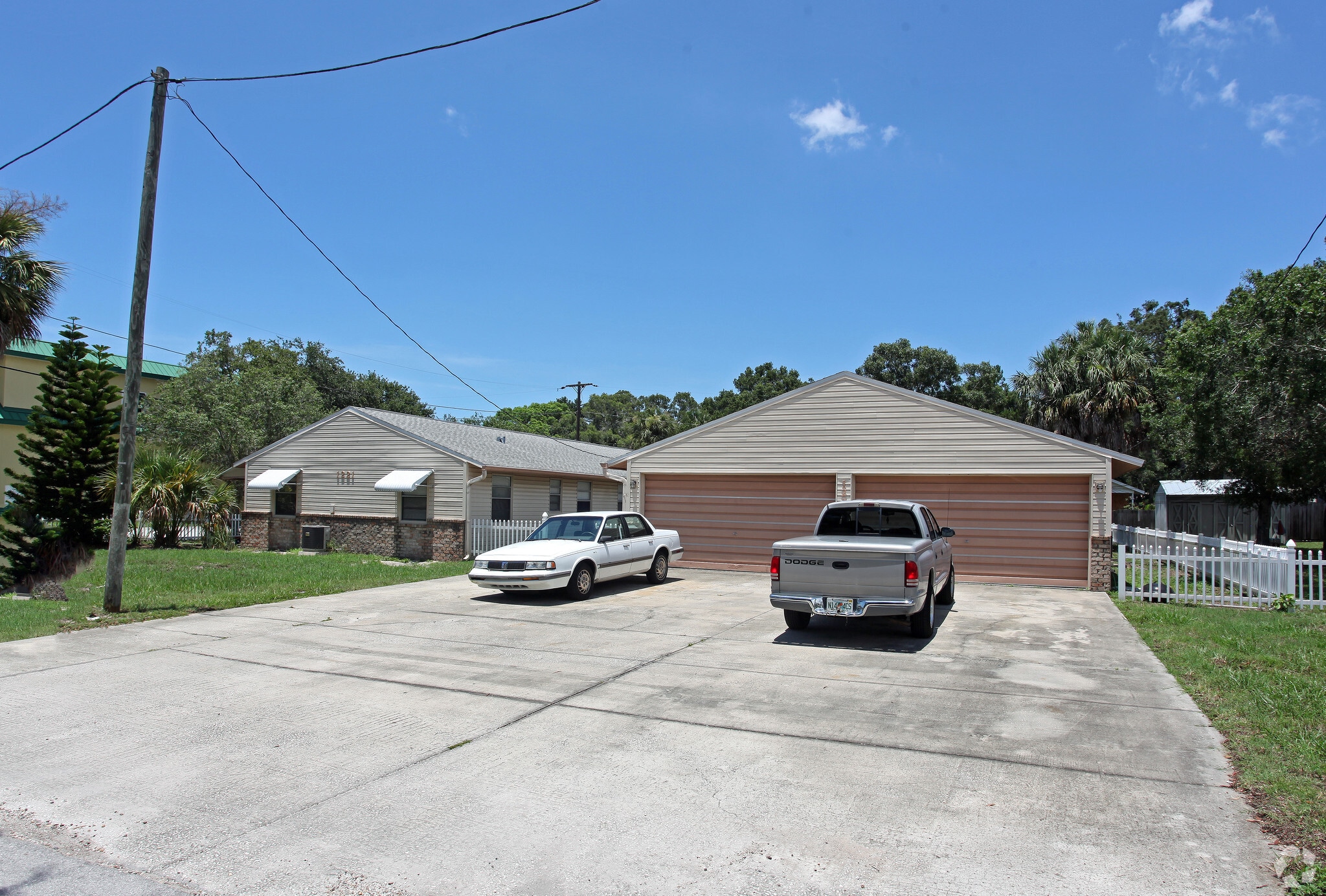 1231 Illinois Ave, Palm Harbor, FL for sale Primary Photo- Image 1 of 3