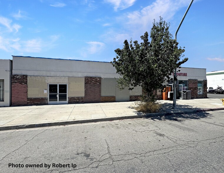 8265 San Fernando Rd, Sun Valley, CA à vendre - Photo du bâtiment - Image 2 de 10