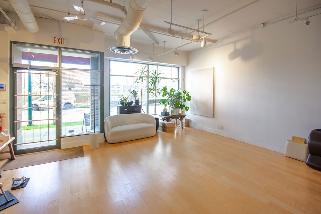 1672 6th Av W, Vancouver, BC V6J 1R3 - Unit 1672 - - Interior Photo - Image 1 of 1