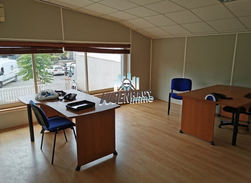 Office in Muret for lease - Interior Photo - Image 2 of 16