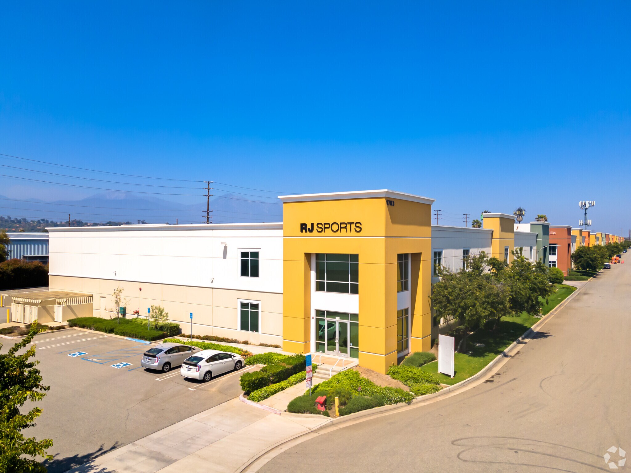 1783 W 2nd St, Pomona, CA à vendre Photo du bâtiment- Image 1 de 1