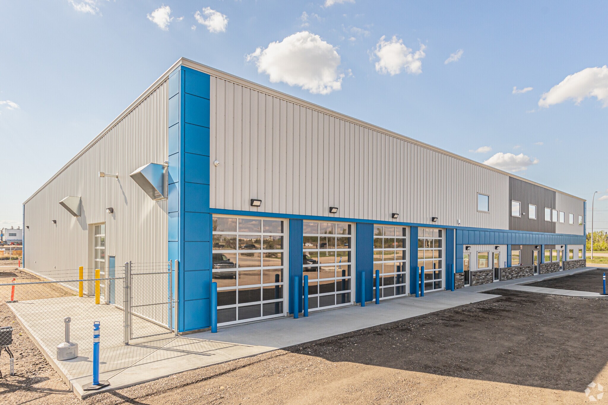 13630 159th St NW, Edmonton, AB à vendre Photo principale- Image 1 de 1