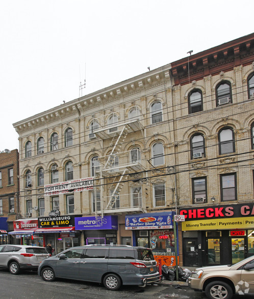 133 Wyckoff Ave, Brooklyn, NY for sale - Primary Photo - Image 1 of 1