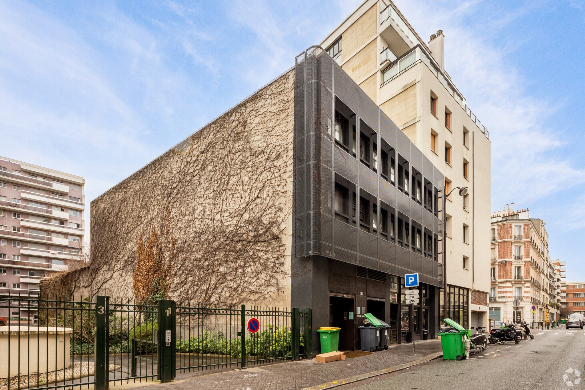 13 Rue Rosenwald, Paris for lease Primary Photo- Image 1 of 4