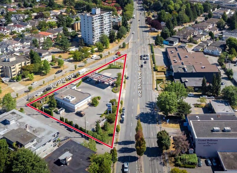 709 Marine Dr SW, Vancouver, BC à vendre - Aérien - Image 2 de 2