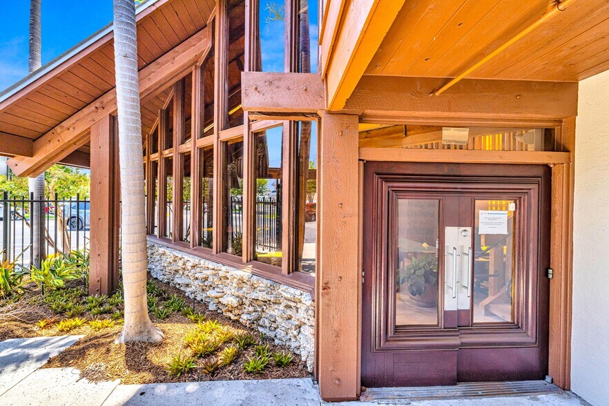 3045 N Federal Hwy, Fort Lauderdale, FL à vendre - Photo du bâtiment - Image 3 de 52