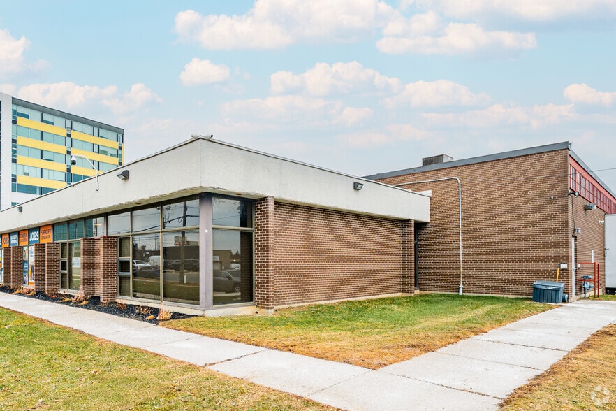 25 Tangiers Rd, Toronto, ON for lease - Building Photo - Image 2 of 30
