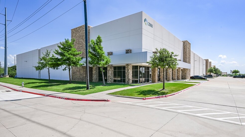 2000 Lakeside Pky, Flower Mound, TX for lease - Building Photo - Image 2 of 6