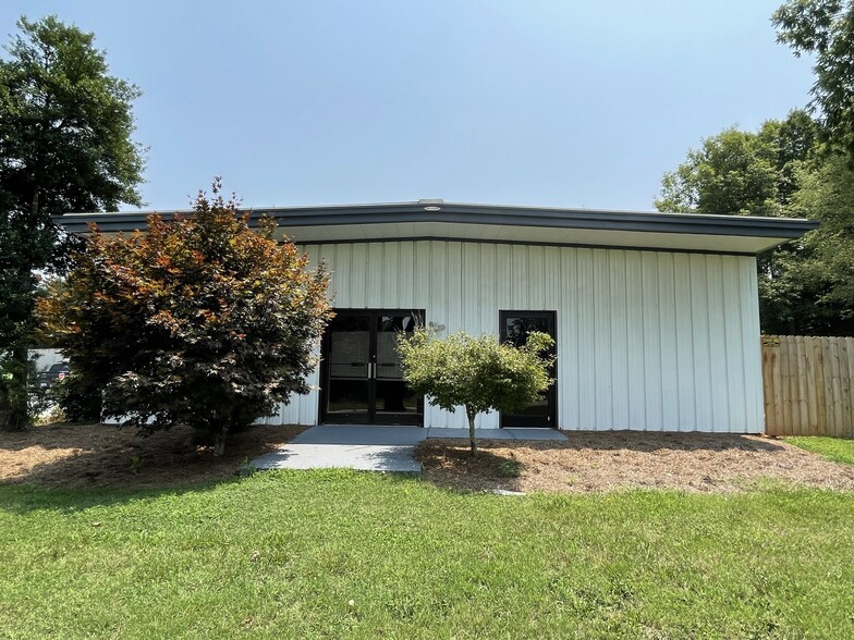 6253 Mooresville Rd, Kannapolis, NC for sale - Building Photo - Image 1 of 1