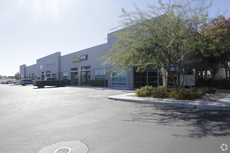 5525 S Decatur Blvd, Las Vegas, NV for lease - Building Photo - Image 2 of 8