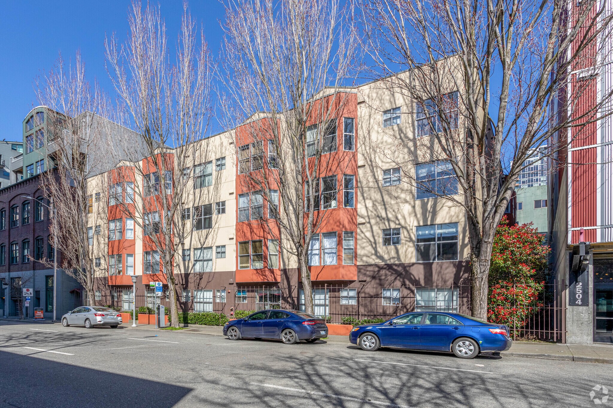 2510 Western Ave, Seattle, WA à vendre Photo principale- Image 1 de 1