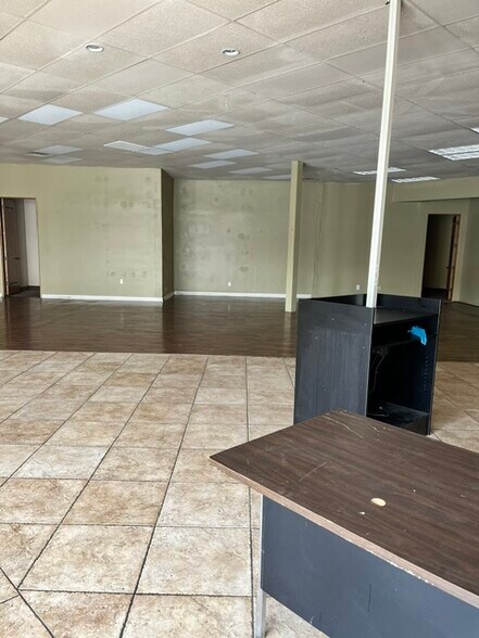 929 W Sunset Blvd, St George, UT à louer - Photo du bâtiment - Image 3 de 13