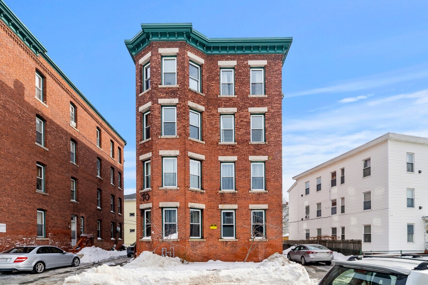 70-72 Russell Street, Worcester, MA à vendre - Photo du bâtiment - Image 2 de 21