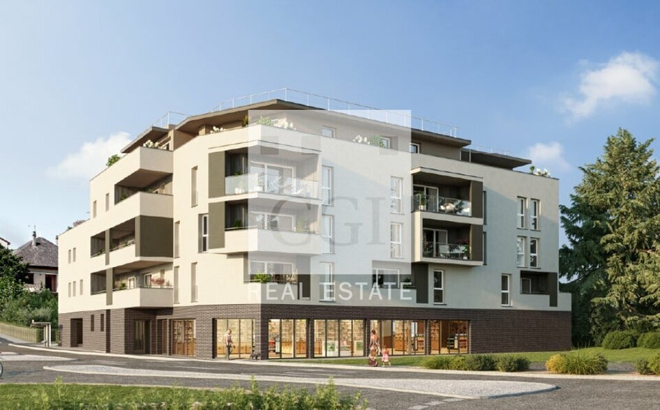 Retail in Voiron for lease - Building Photo - Image 3 of 14
