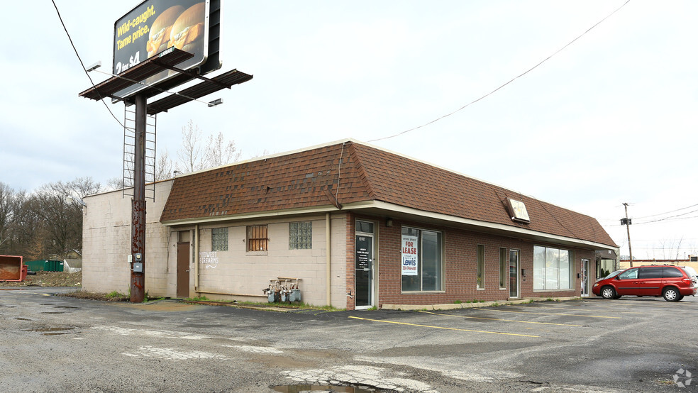 3026 Belmont Ave, Youngstown, OH for sale - Primary Photo - Image 1 of 1