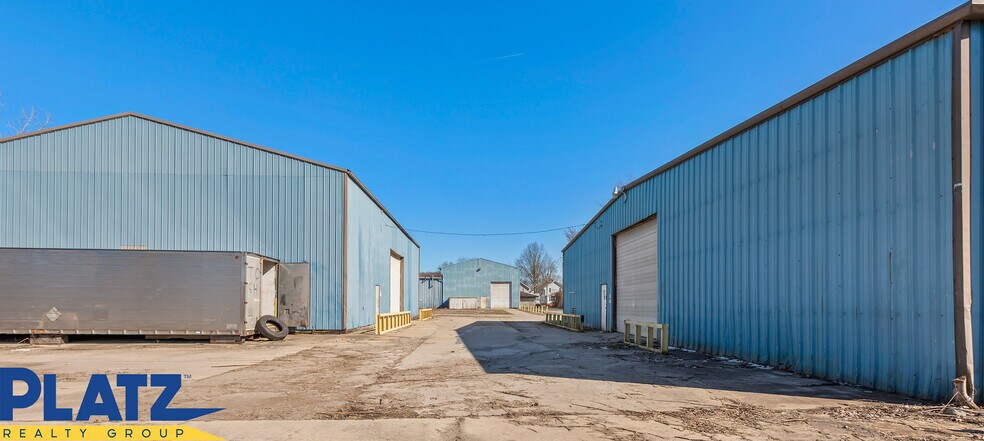 1929 Larchmont Ave NE, Warren, OH à vendre - Photo du bâtiment - Image 3 de 43