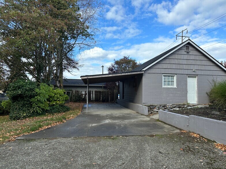 3010 Bethel Rd SE, Port Orchard, WA à louer - Photo du bâtiment - Image 3 de 8