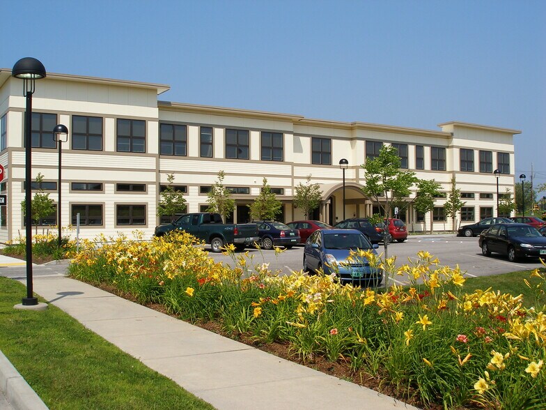 156 S Village Grn, Middlebury, VT for lease - Primary Photo - Image 1 of 10