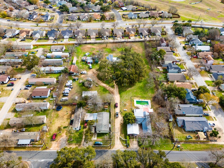 8203 Longview Rd, Austin, TX for sale - Building Photo - Image 3 of 21