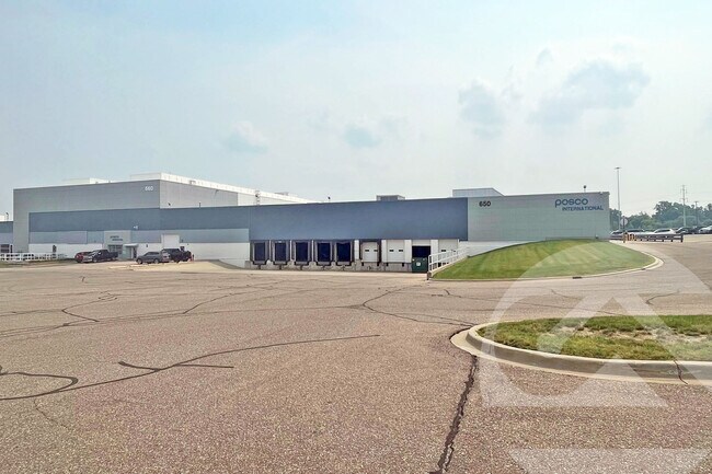 Plus de détails pour 660 South Blvd E, Pontiac, MI - Industriel à louer