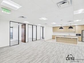 801 Cherry St, Fort Worth, TX for lease Building Photo- Image 2 of 2