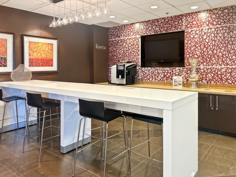 17806 W Interstate 10, San Antonio, TX à louer - Photo intérieure - Image 2 de 15