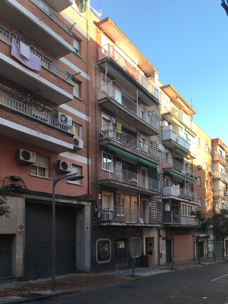 Plus de détails pour Avenida Carabancheles, 15, Alcorcón - Multi-résidentiel à vendre