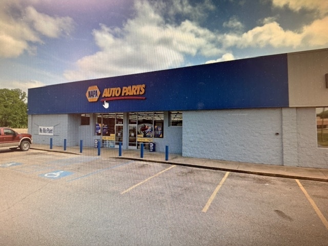 214 W Bankhead St, New Albany, MS for sale - Building Photo - Image 1 of 5