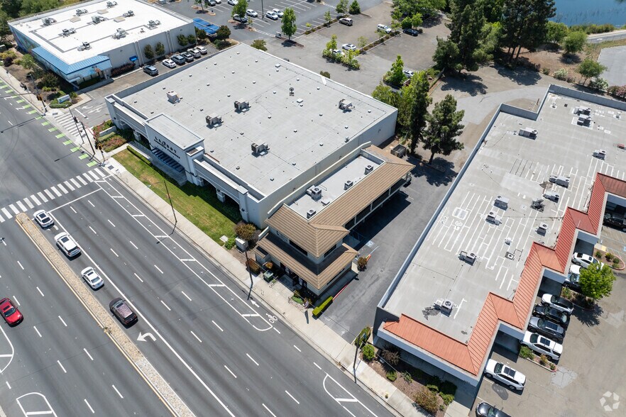 1050 Blossom Hill Rd, San Jose, CA à louer - Aérien - Image 3 de 3