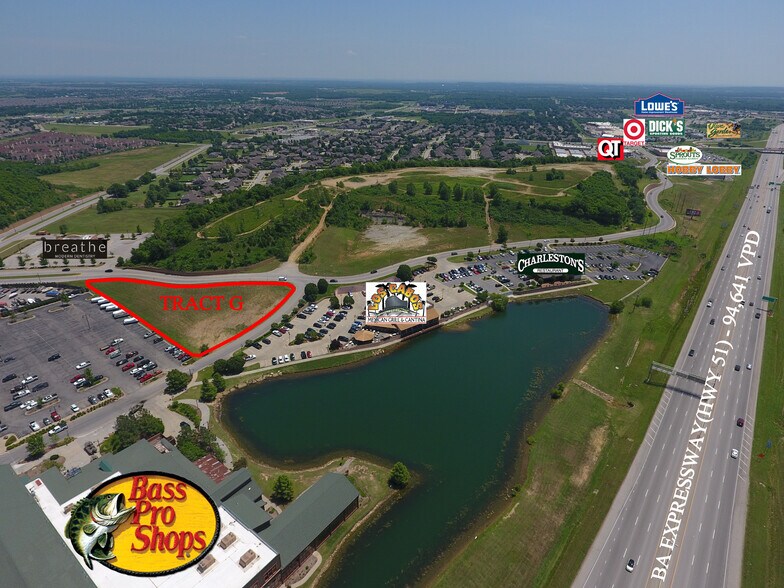 Stone Wood Hills, Broken Arrow, OK à vendre - Photo principale - Image 1 de 1